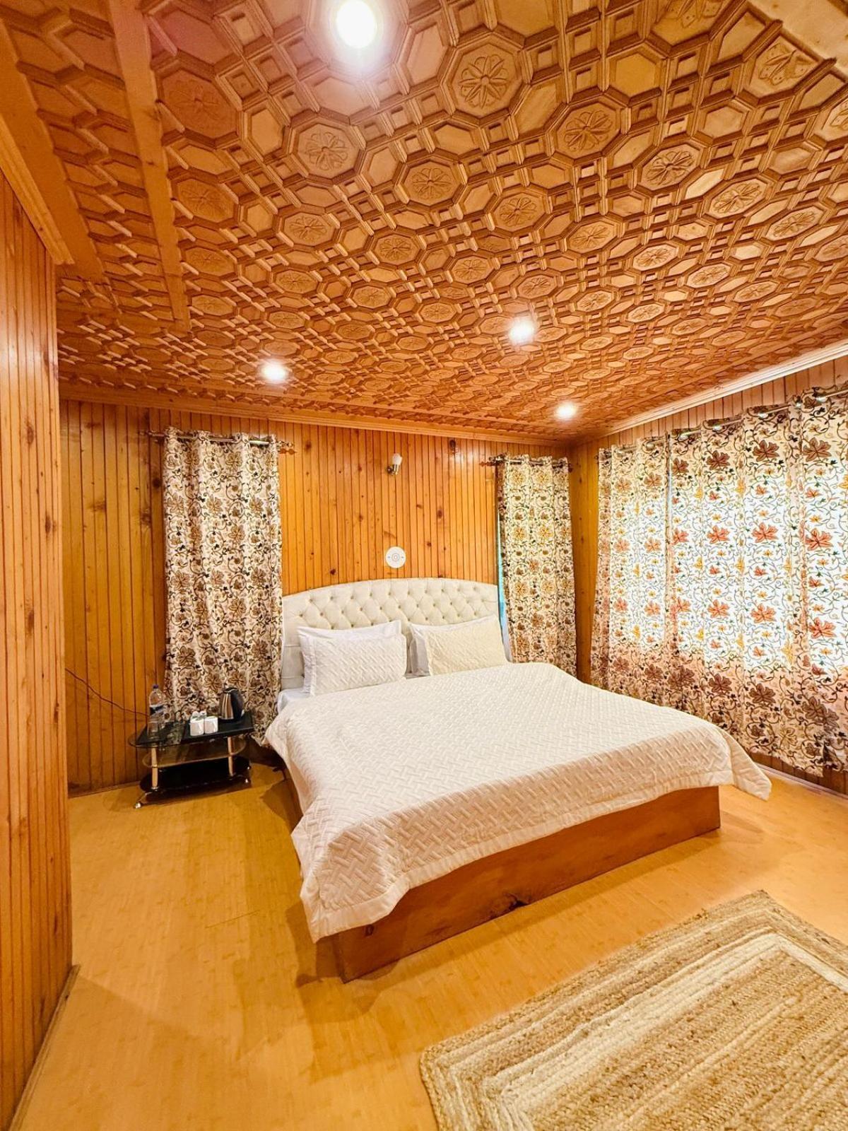 The Pinus Resort Pahalgām Zewnętrze zdjęcie